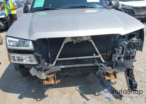 2004 Chevrolet Silverado 1500 Ls из США, поврежденный, VIN 2GCEC19T541131533